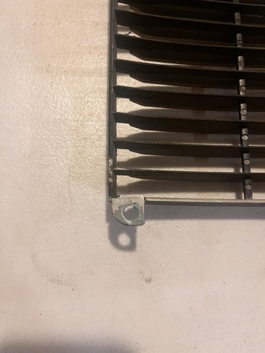 1987-1988 Oldsmobile Cutlass Supreme Brougham Salon Euro Header Panel Grille RH - Picture 12 of 13