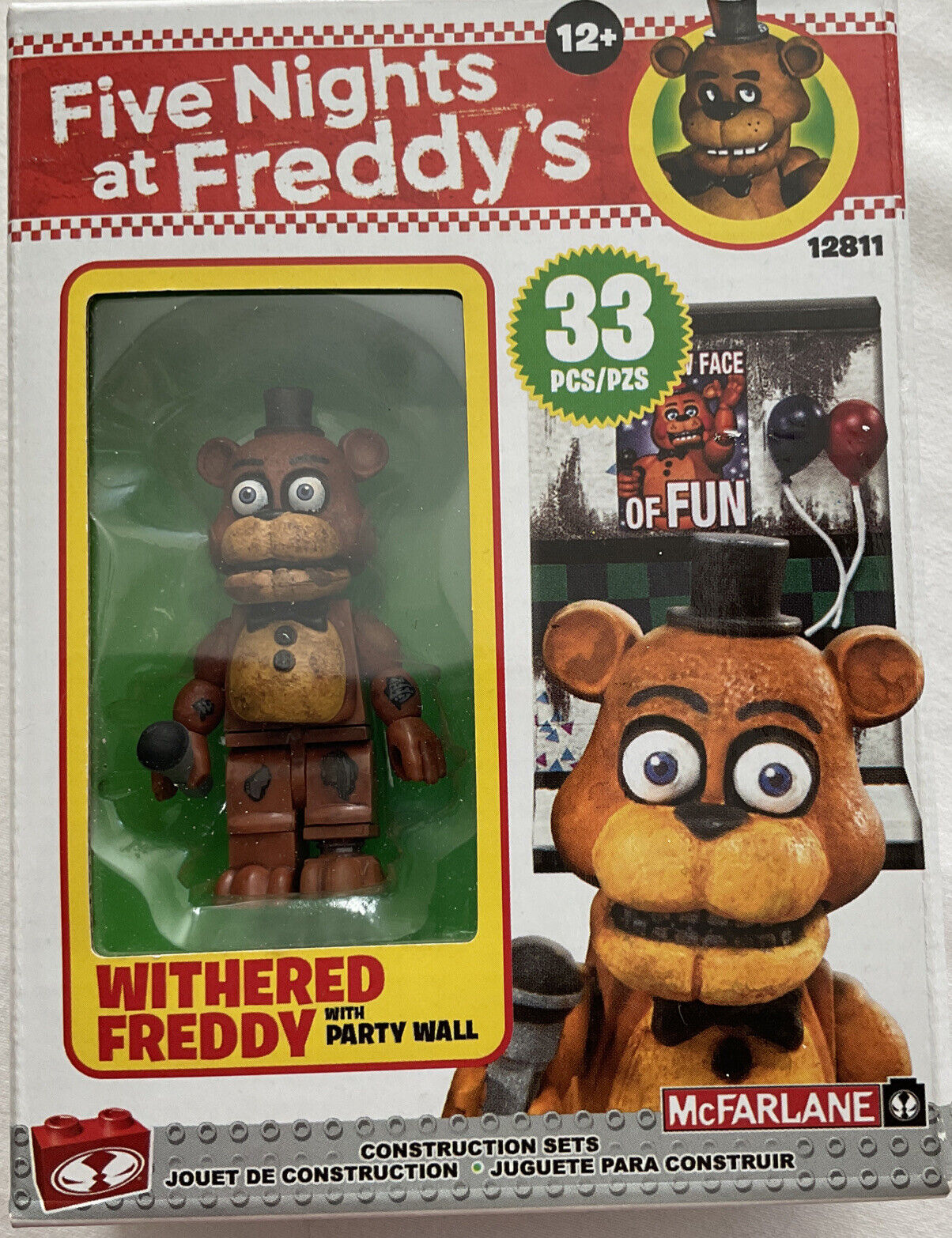 Five Nights at Freddy's Nightmare Withered Freddy W/ Party Wall