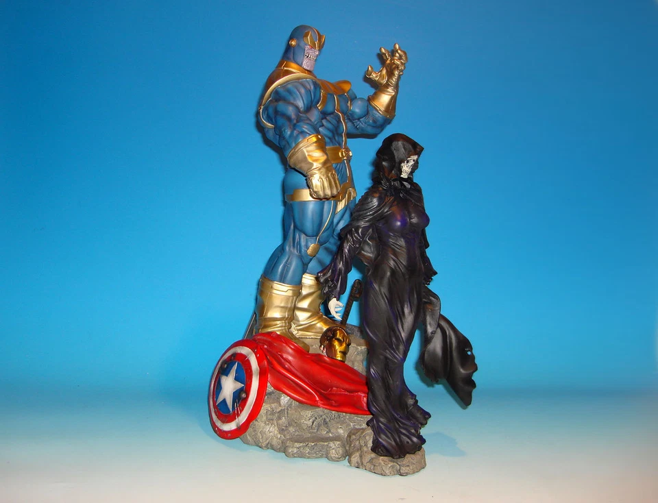 Sideshow Thanos & Mistress Death 独家迪奥玛雕像漫威样品 — 第 4/4 张图片
