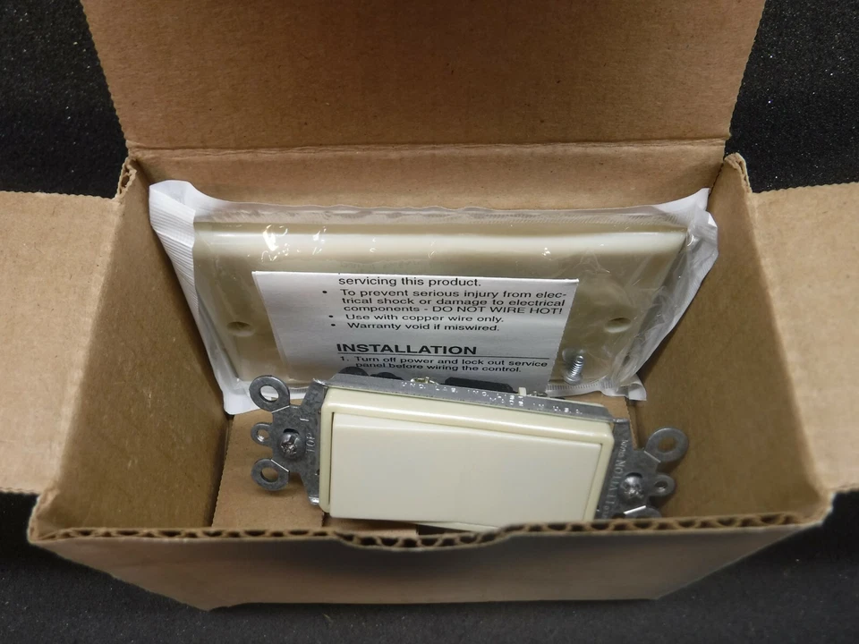 Broan 69V, Interruptor basculante - Marfil, 990710856A (Nuevo - Caja abierta) * Lote de 2 * Foto 2 de 4