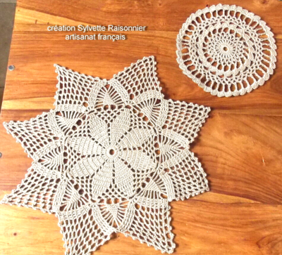 Napperons Crochet Main - Lot De 12 - Création Sylvette Raisonnier - Artisanat Français - Neuf