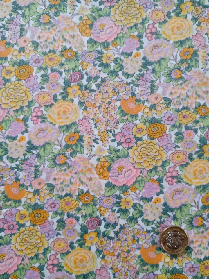 ELYSIAN DAY B floral  Liberty of London Tana Lawn cotton approx 67 x 18 cm - Image 2 of 2