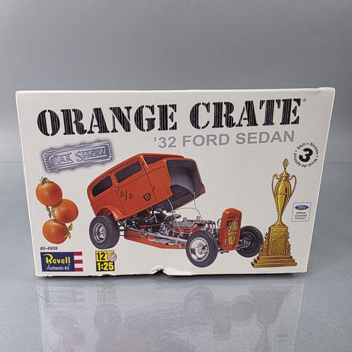Revell Car Show ORANGE CRATE '32 FORD LIMOUSINE 1:25 Modellbausatz 85-4939 OPEN BOX - Bild 3 von 12