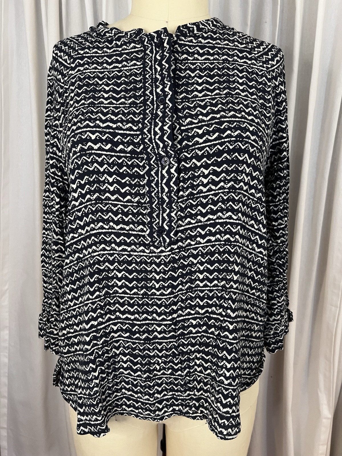 Massimo Dutti Navy White Pattern Placket Front Bl… - image 1