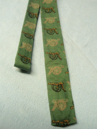Corbata corbata de artillería cañón flaca algodón verde Designer's Corner de los años 60  - Imagen 2 de 5