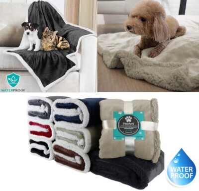 PetAmi Waterproof Dog Blanket - Reversible Sherpa Fleece, 29x40 Inch, Light Gray (Medium)