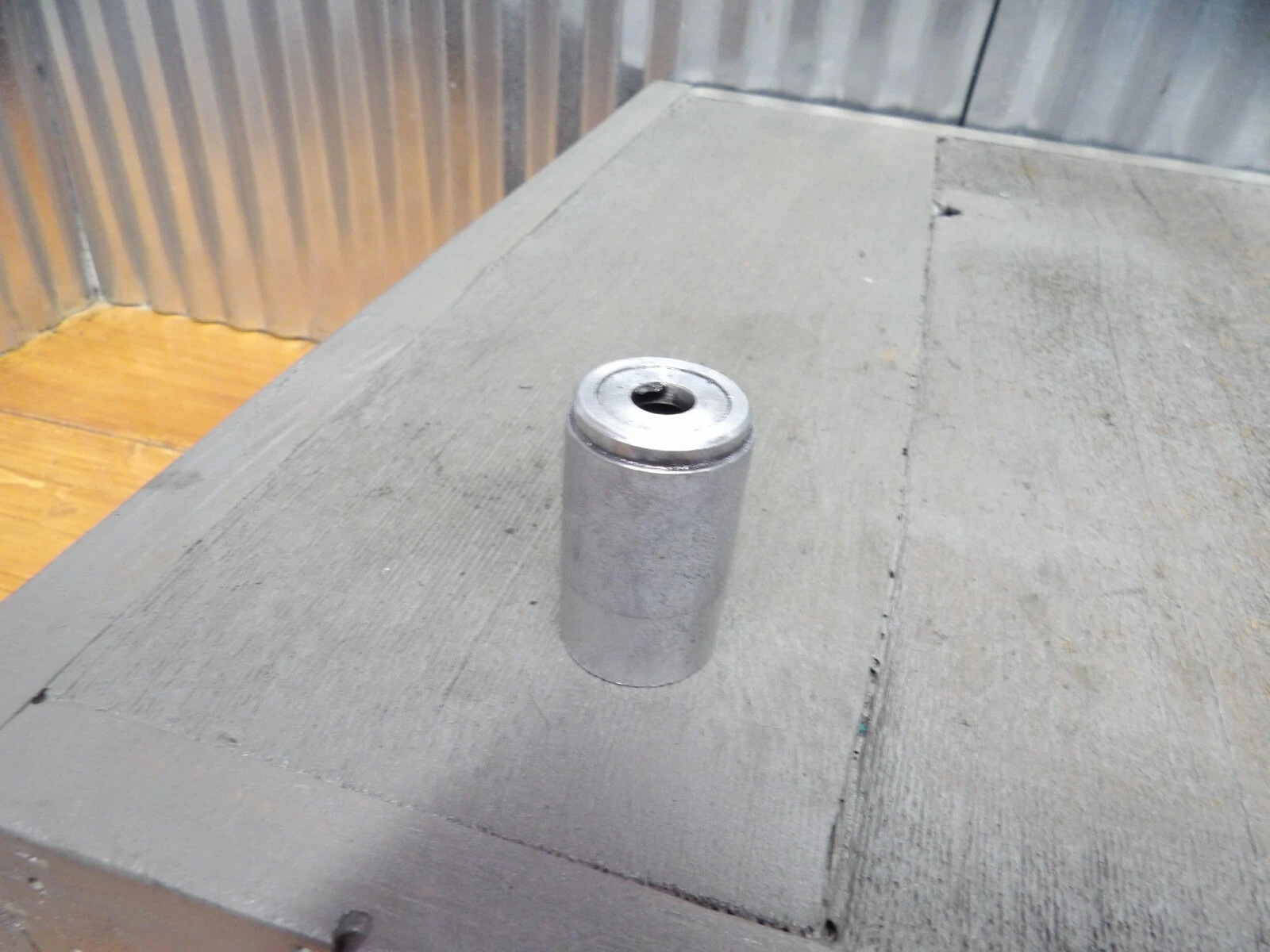 PIECE, OIL LOCK
