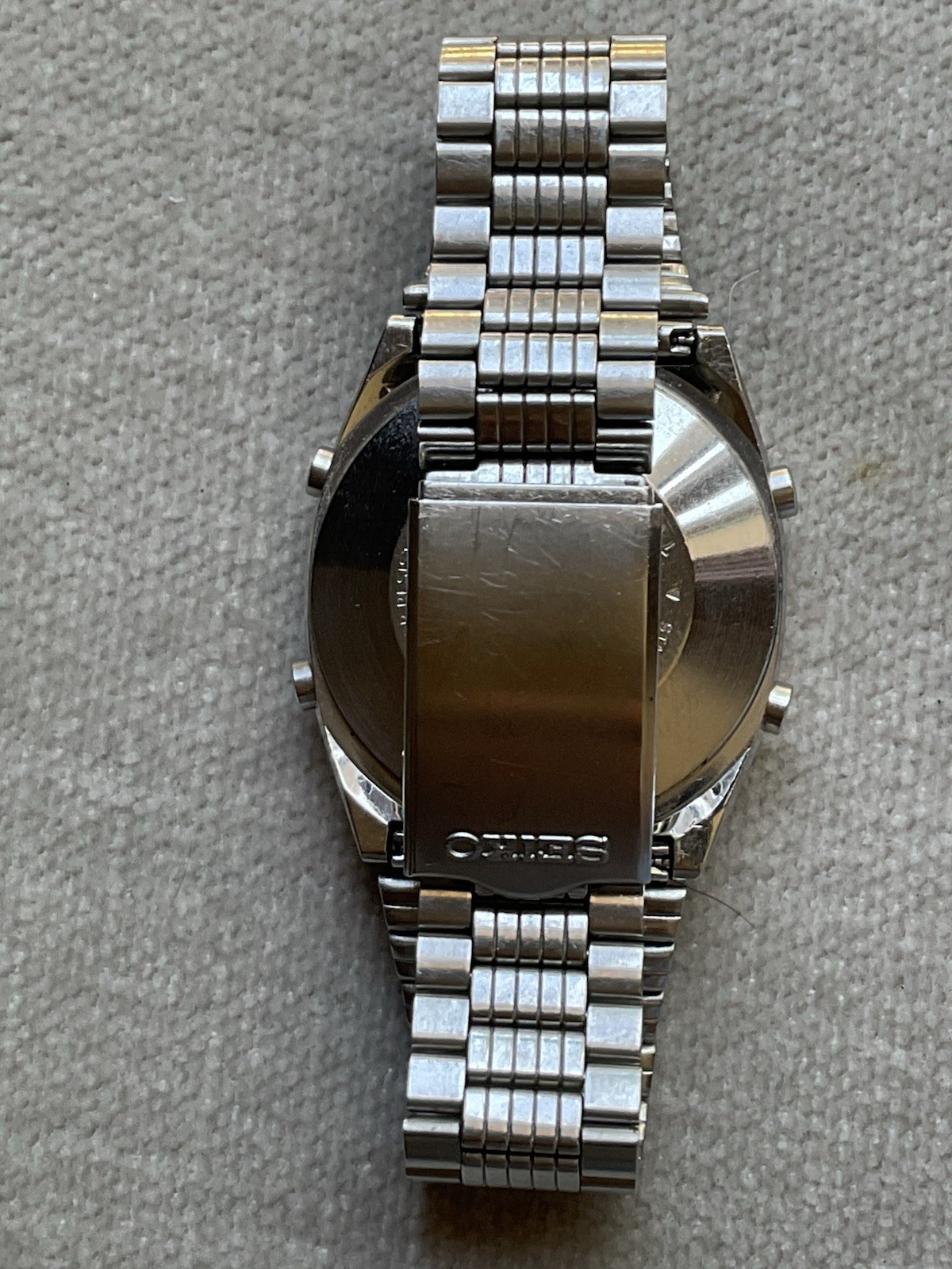 Vintage Seiko A129- 5000 LCD QUARTZ Digital Watch - Gem