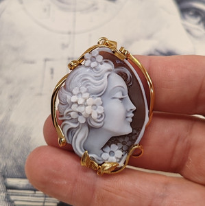 Authentic Shell cameo pendant vintage handmade made in italy sterling silver gold plated