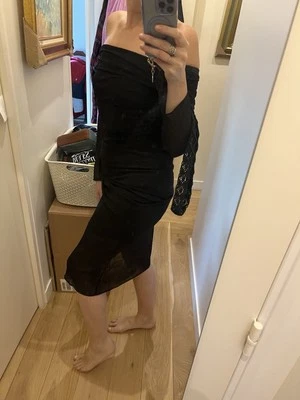 robe zara noir epaule degagé - Photo 1/4