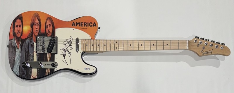 AMERICA BAND SIGNED CUSTOM HOMECOMING GUITAR DEWEY BUNNELL GERRY BECKLEY PSA COA