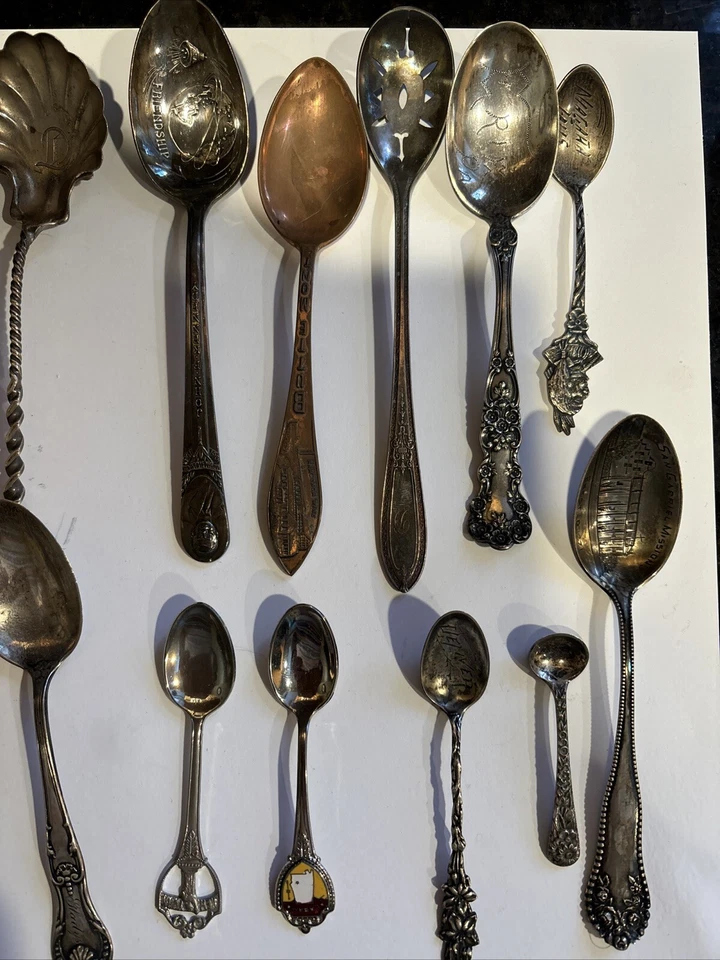 Lote de 23 cucharas plateadas de colección cucharas de coleccionista Ect Foto 4 de 4