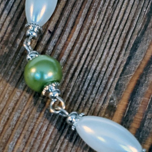 Glass Pearl Bracelet Silver White Green - Picture 3 of 8
