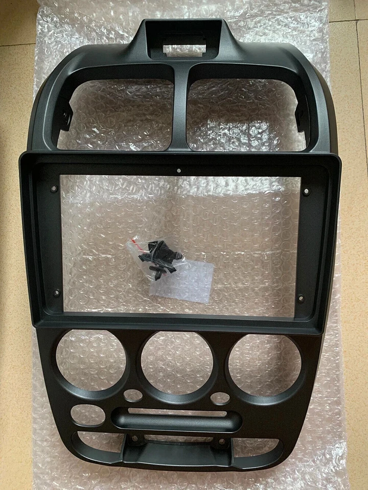 Cuadro de instrumentos de radio de coche de 9" para Hyundai Verna Accent 00-05 Foto 2 de 4