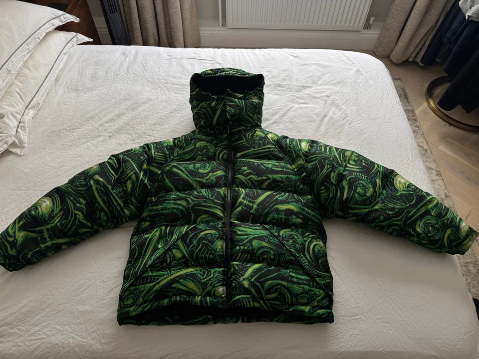 Supreme x H.R. Giger Jacquard Down Insulated Puffer Jacket Green S - Image 2 of 2