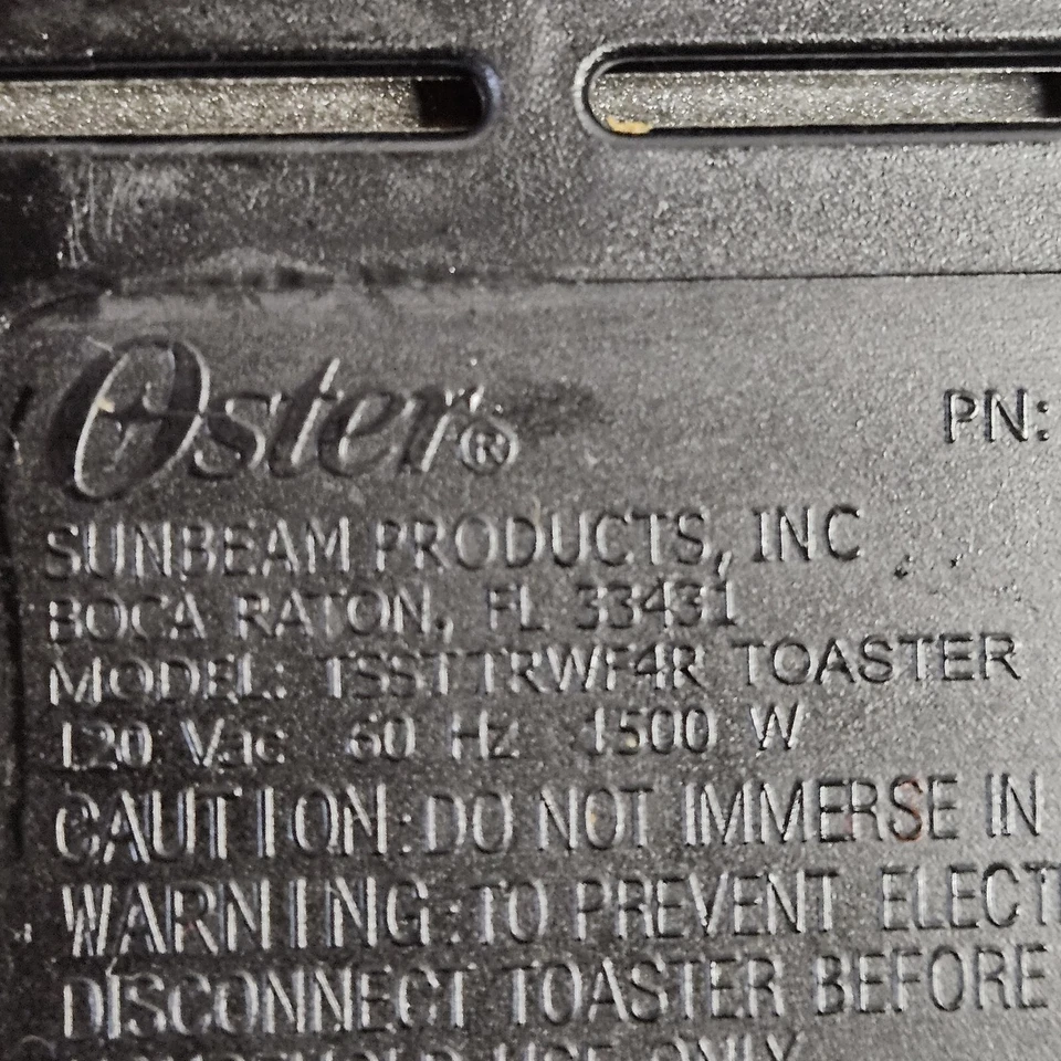 Oster TSSTTRWF4R -4 Slice Red Brushed Stainless Steel Toaster - Image 2 of 4