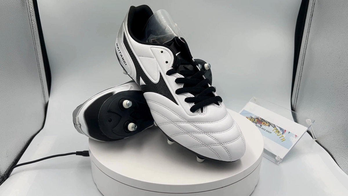MIZUNO WAITANGI II CL R1GA2001 09 White Width 4E Rugby Football