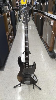 BACCHUS 35-5 CUSTOM MOD 5-saitige E-Bassgitarre