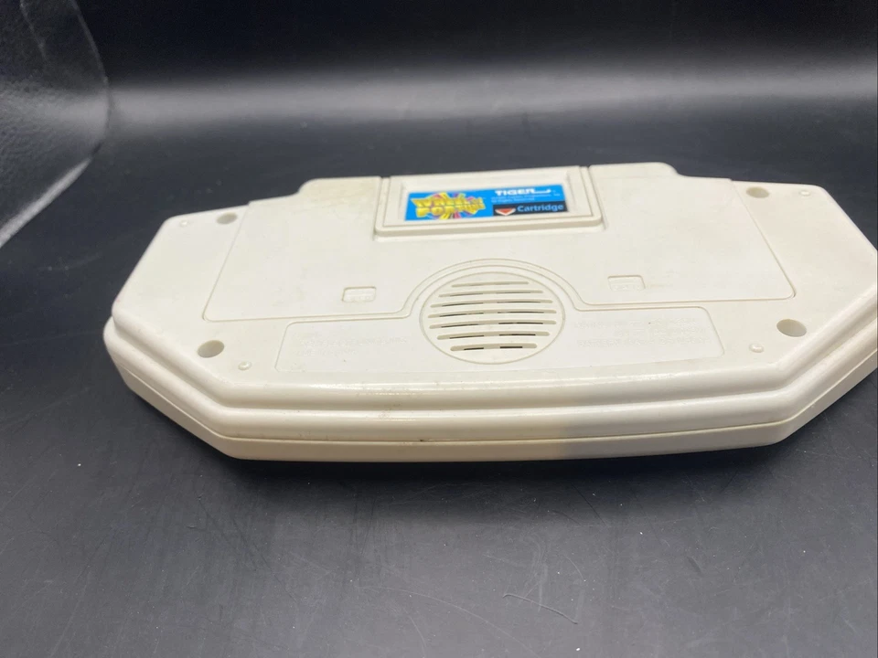 Juego portátil Tiger Electronics Wheel Of Fortune 1995 de colección con cartucho FUNCIONA Foto 4 de 4