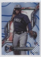 2018 High Tek Pattern 1 Waves/Diagonals Blue Rainbow Foil Gleyber Torres 0xz8