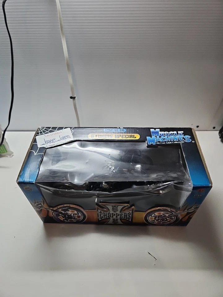 Muscle Machines/West Coast Choppers Sturgis Special JJ04-10-06 1:10 Scale BX2-28 - Image 3 of 4