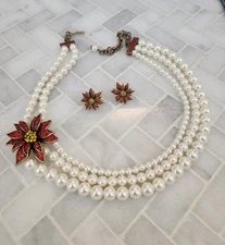 CHRISTMAS  Heidi Daus Inspired  Poinsettia Necklace And Earring Set Faux Pearl