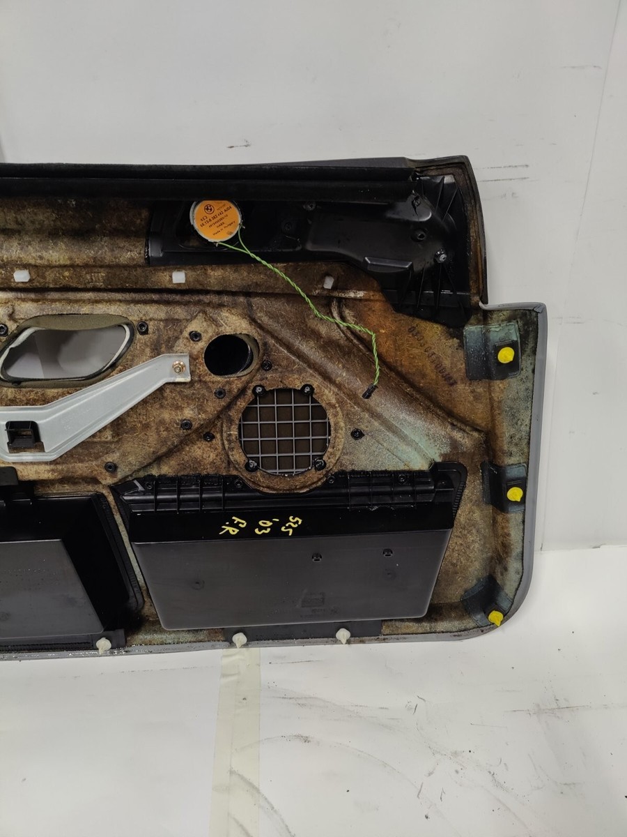 BMW 525i 530i E39 Sedan Front Passenger Right Door Trim Panel Card