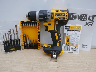 DeWALT DCD796 18V XR BOHRHAMMER NACKTES GERÄT + DT70712 GEMISCHTES BIT-SET