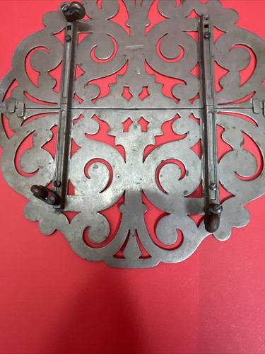Antique Silverplate Expandable Trivet Au Bon Marche' - Paris Ornate Scrollwork - Picture 6 of 9