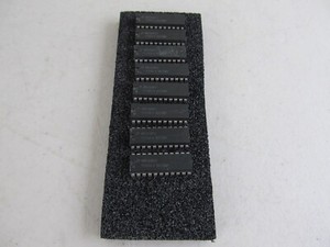 QTY=4 AMD 733W01909AL2 8147EMP Vintage IC