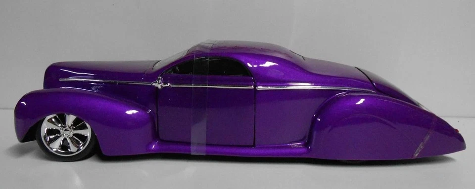 Coche de carreras clásico personalizado modelo 1 Hot Rod 12 24 18 Foto 3 de 4