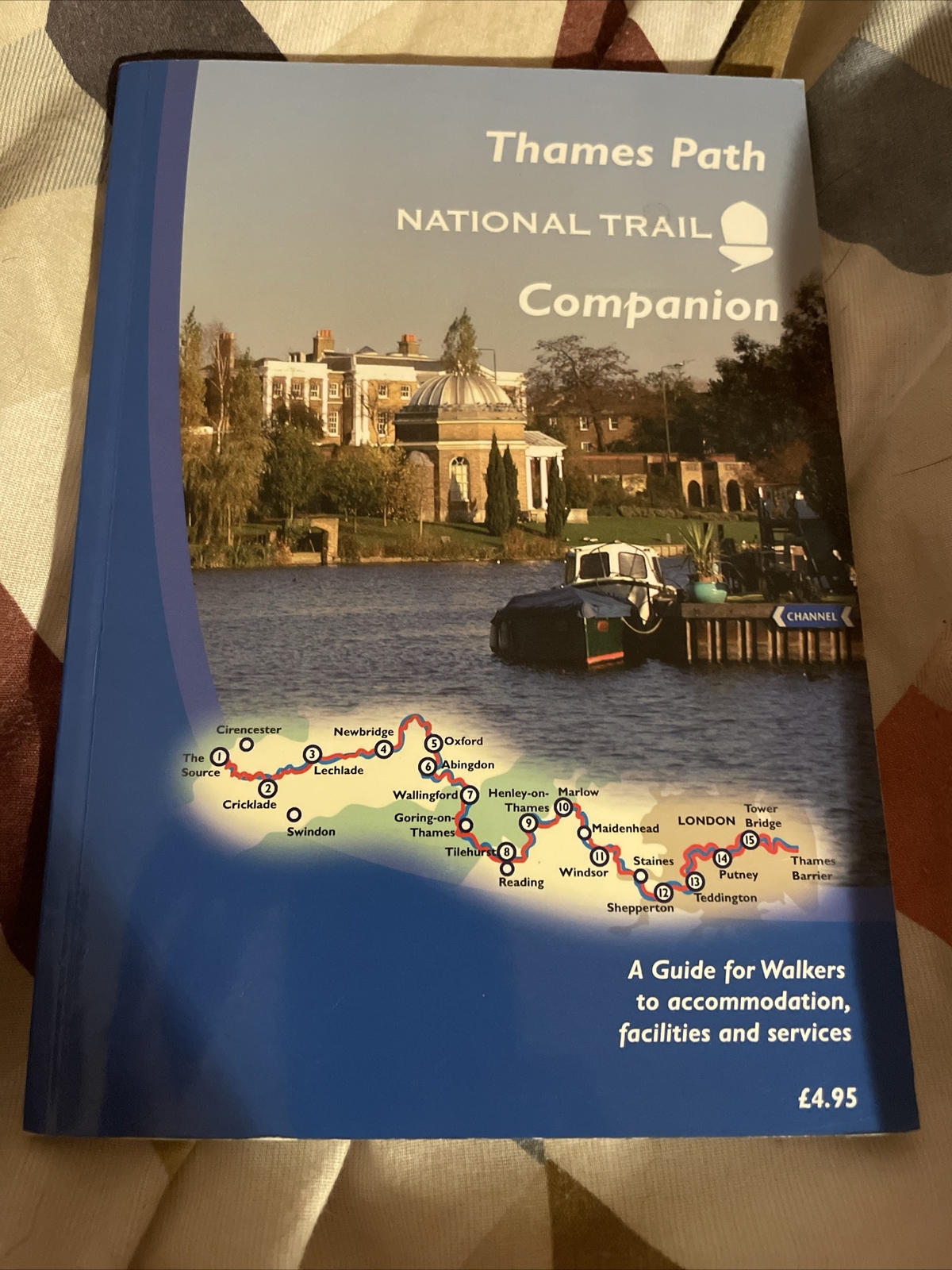 The Thames Path National Trail Companion: A Guide for Walkers to Accommodation,