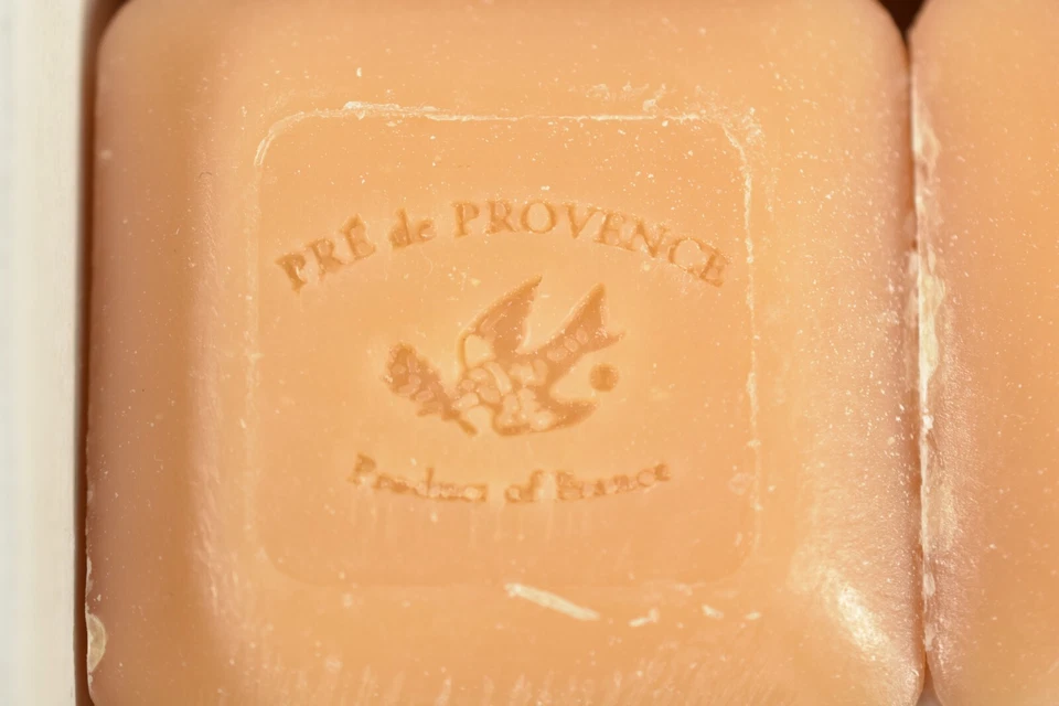 Box of 36 Pre De Provence Persimmon Quad Milled Shea Butter 25g Guest Soaps - Image 3 of 4