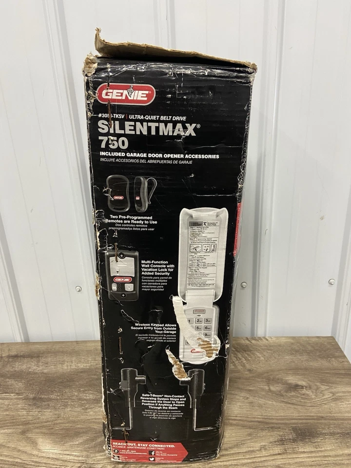 Genie Chain Drive 750 W/Keypad Been in My shop Has Never Been Opened - Image 4 of 4