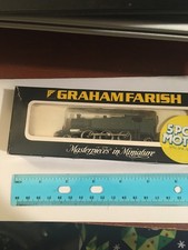 N Scale Graham Farish 2-6-2 Steam Locomotive Tank Engine