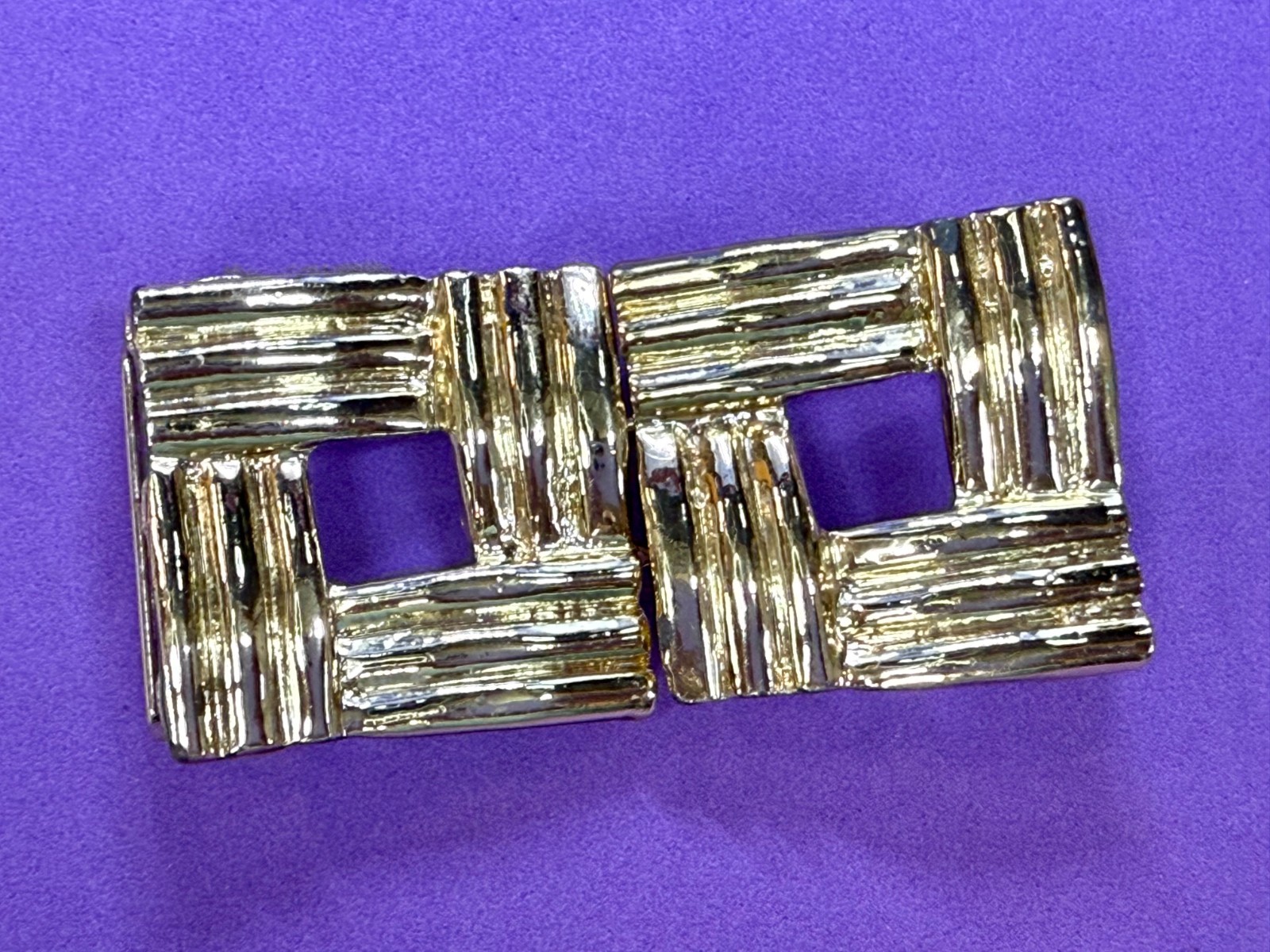 Openwork Bamboo Style Interlocking Two Piece Vint… - image 16