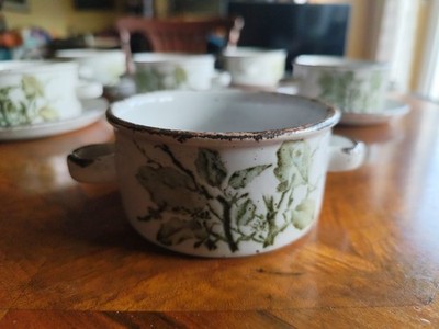 6 Midwinter Green Leaves Suppentassen mit Untertassen 