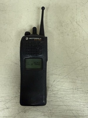 Motorola XTS 1500 Model 1.5 900 MHz Portable #1