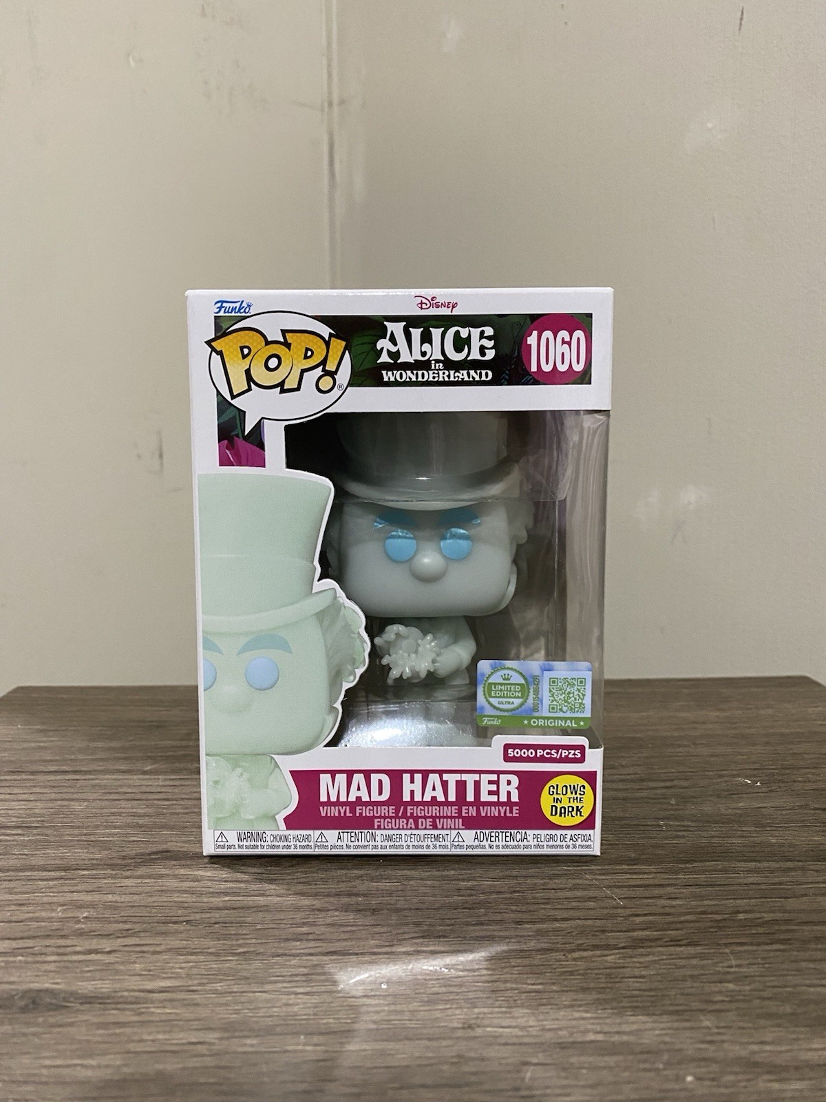 Funko Pop! Alice In Wonderland: Mad Hatter #1060 ULTRA LE 5000 Pcs GITD