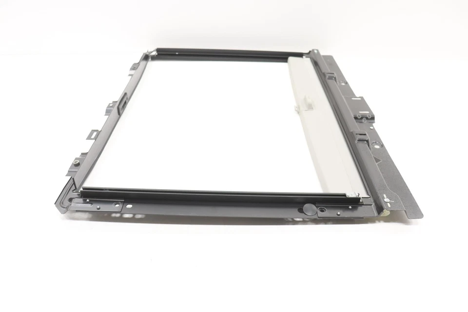 2021 BUICK ENCLAVE 屋顶玻璃框架/轨道 — 第 4/4 张图片