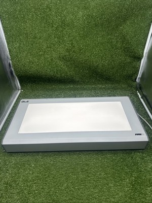 GTI Graphiclite GLE-16 Transparency Viewer D5000 - LIGHTBOX - Light Box. S6