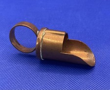 UNUSUAL VINTAGE BRASS BARREL SHAPED TEA CADDY SCOOP
