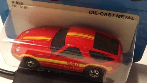 Hot Wheels_1982_HK Base_Porsche P-928_M&M_MOC_Vintage