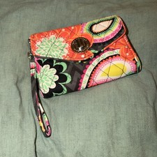 VERA BRADLEY Your Turn Smartphone Wristlet Wallet Floral Used