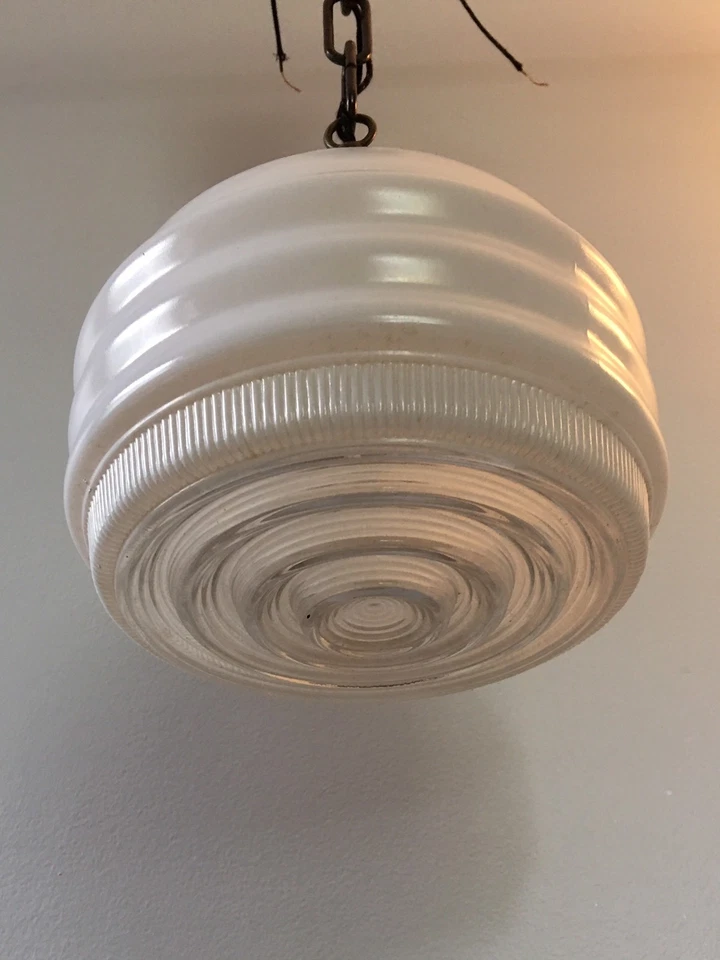 Accesorio de latón antiguo de 22" con globo antiguo ¡recién cableado! 27B Foto 3 de 4