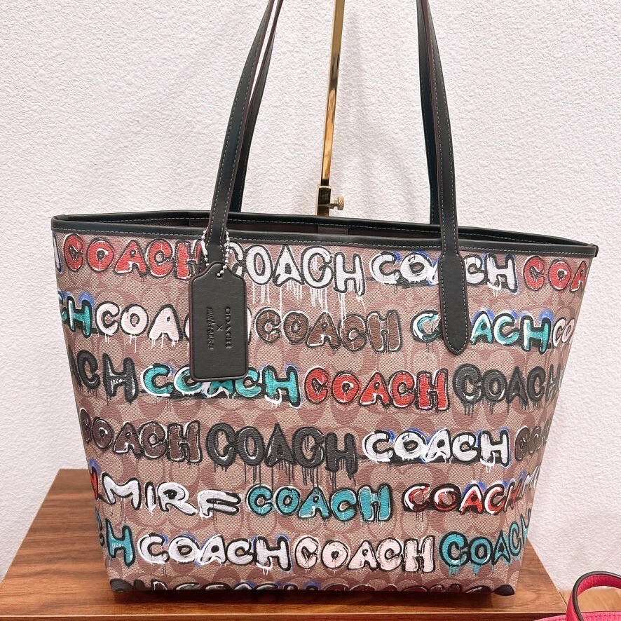 【現行・未使用級】コーチ MINT + SERF トートバッグ レザー 大容量 公式】COACH – コーチ | 【COACH X MINT + SERF】キャリッジ トート