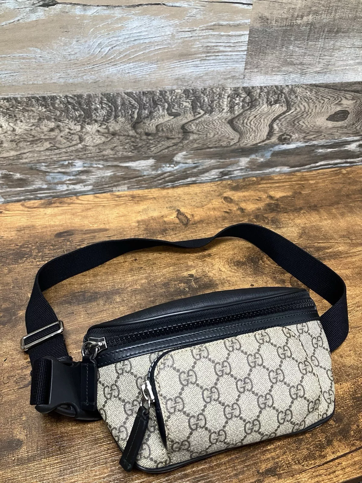 Sac ceinture Gucci Eden légèrement utilisé 100% authentique