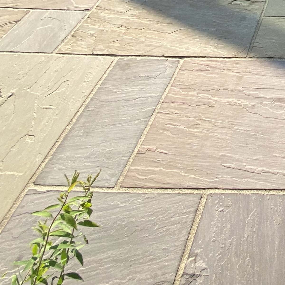 Rippon Buff Indian Sandstone Paving Slabs - Riven - Mixed Size From £23 ...