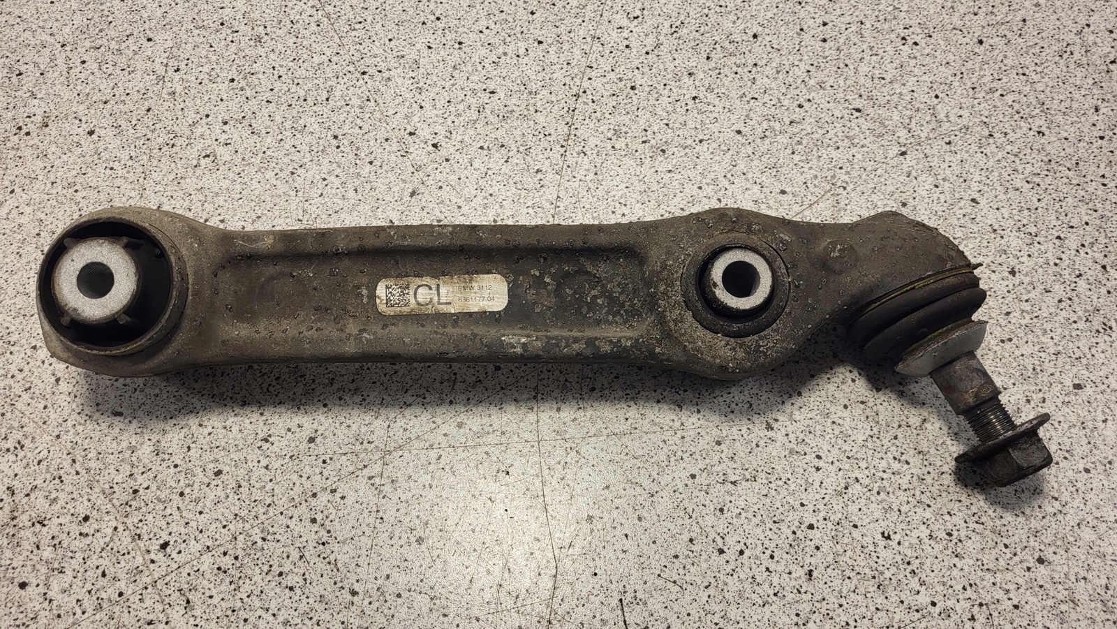 BMW G30 520d Ed Querlenker unten mit Gummilager links 31106861177  