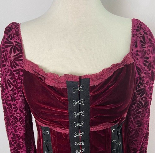 Western Fashions Burgundy Velvet Lace-Up Bustier Corset with Sleeves Whimsigoth - Picture 4 of 15